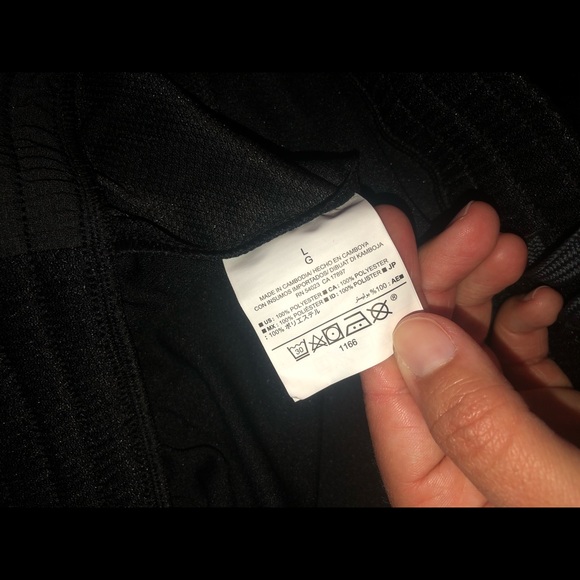 Men’s Old Navy Athletic Shorts - Picture 7 of 7